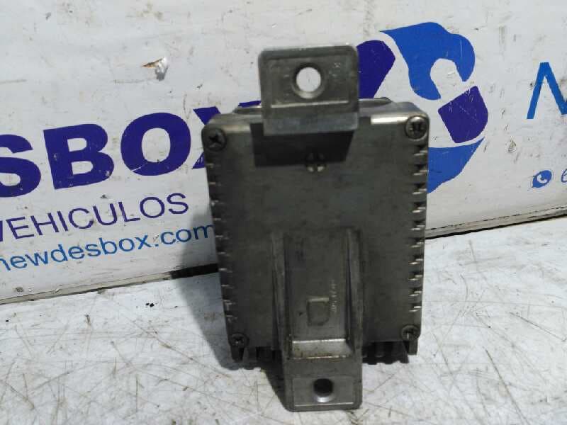 Recambio de CAJA RELES VENTILADORES para MERCEDES-BENZ CLASE E (W210) OM606962 referencia OEM IAM A0235456832 4