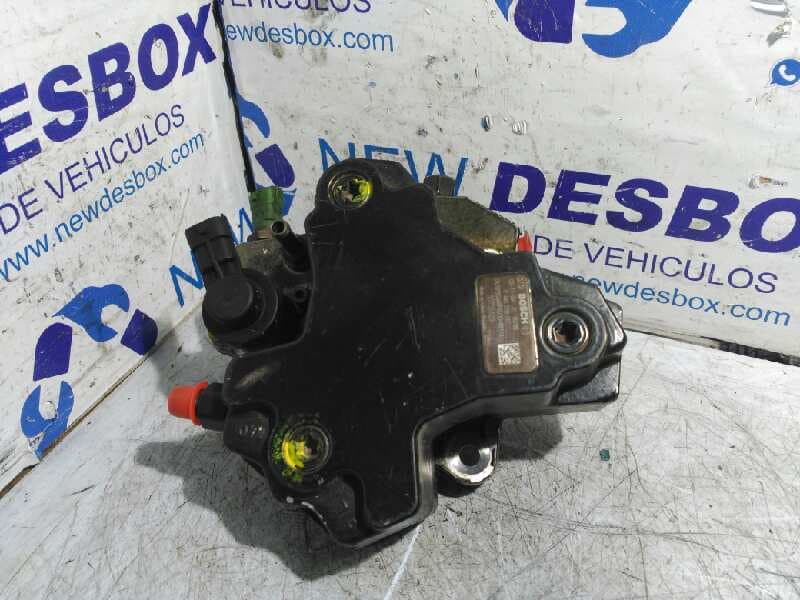 Recambio de BOMBA INYECCION para VOLVO XC70 2.4 referencia OEM IAM 30756125