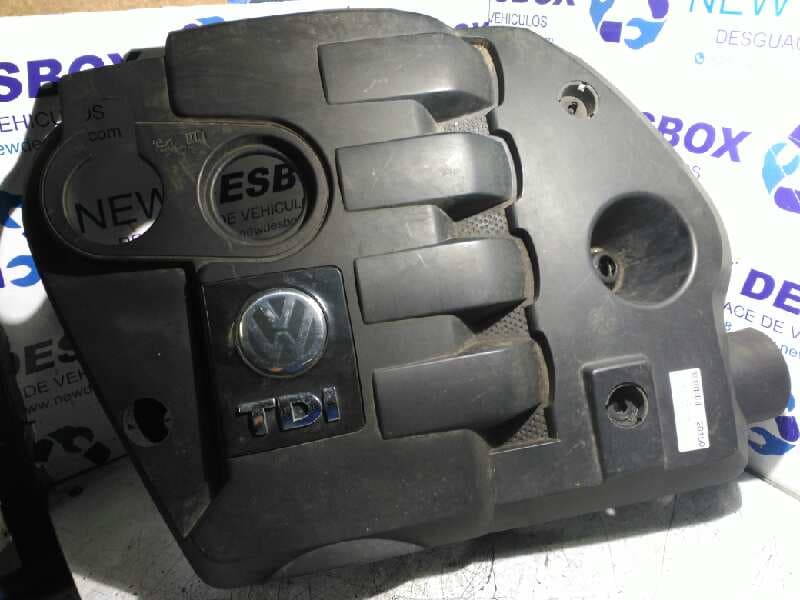 Recambio de TAPA MOTOR para VOLKSWAGEN PASSAT BERLINA (3B3) 1.9 TDI AVF referencia OEM IAM 038103925   - VIOLETA