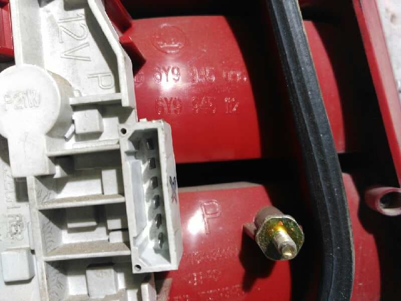 Recambio de PILOTO TRASERO DERECHO para SKODA FABIA (6Y2/6Y3) Attractive ASY referencia OEM IAM 6Y9945096   - BLANCO 2