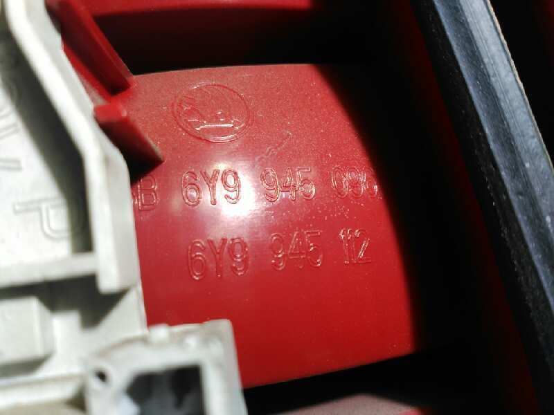 Recambio de PILOTO TRASERO DERECHO para SKODA FABIA (6Y2/6Y3) Attractive ASY referencia OEM IAM 6Y9945096   - BLANCO 4