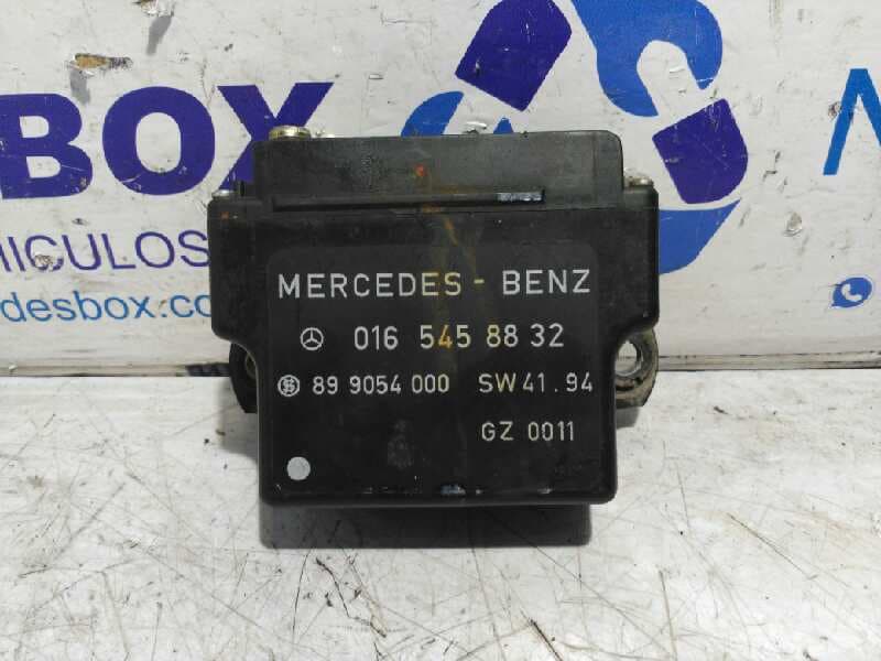 Recambio de CAJA PRECALENTAMIENTO para MERCEDES CLASE E (W210) referencia OEM IAM 0165458832