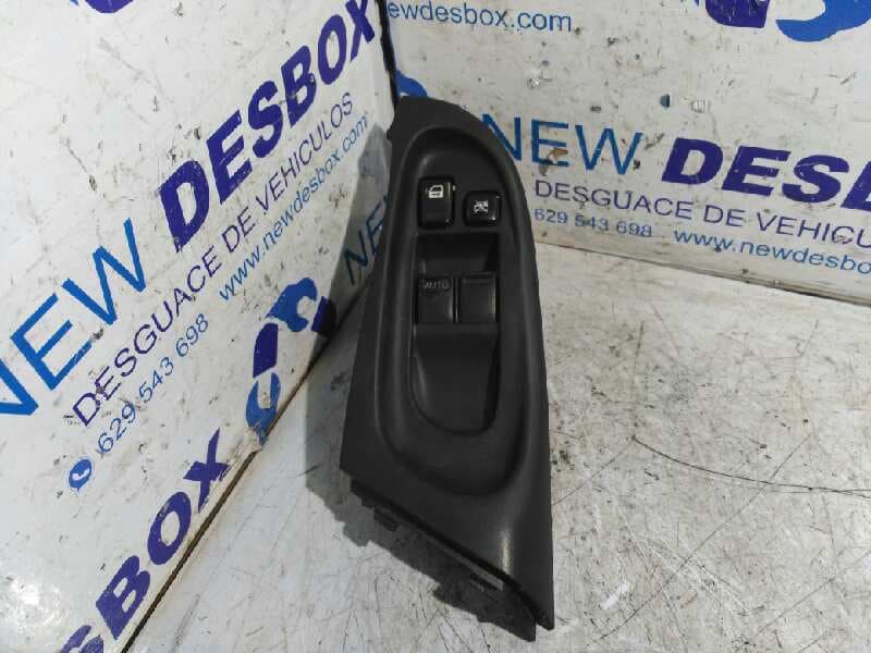 Recambio de MANDO ELEVALUNAS DELANTERO IZQUIERDO para NISSAN ALMERA (N16/E) referencia OEM IAM 80961BM500
