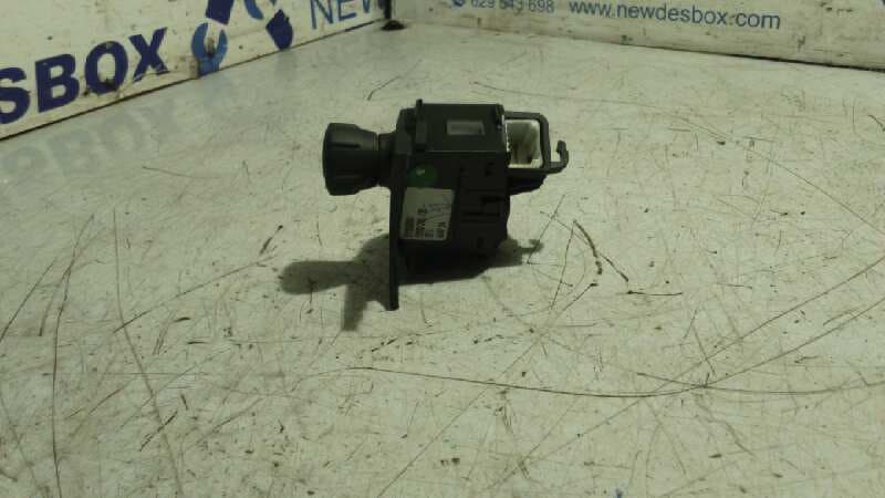 Recambio de MANDO MULTIFUNCION para RENAULT SCENIC II referencia OEM IAM
