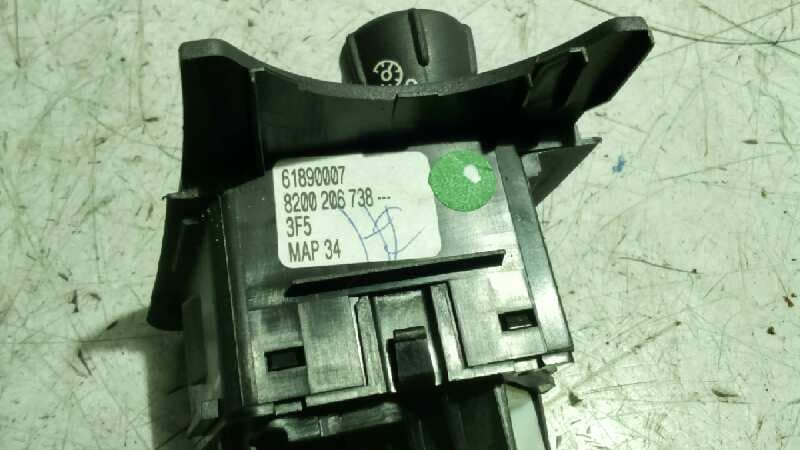 Recambio de MANDO MULTIFUNCION para RENAULT SCENIC II referencia OEM IAM 4