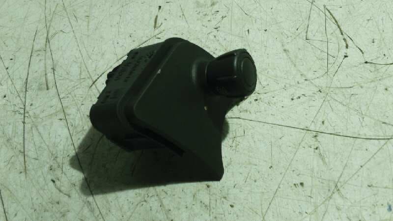 Recambio de MANDO MULTIFUNCION para RENAULT SCENIC II referencia OEM IAM 2