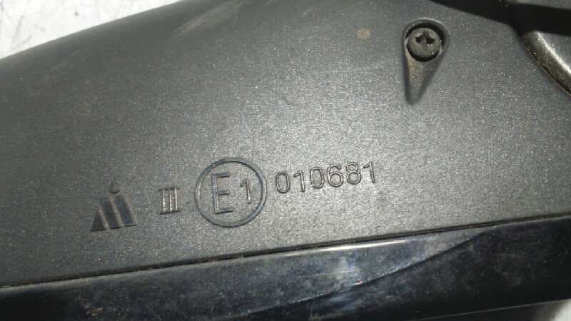 Recambio de RETROVISOR DERECHO para AUDI A4 BERLINA (8E) referencia OEM IAM 010681 5