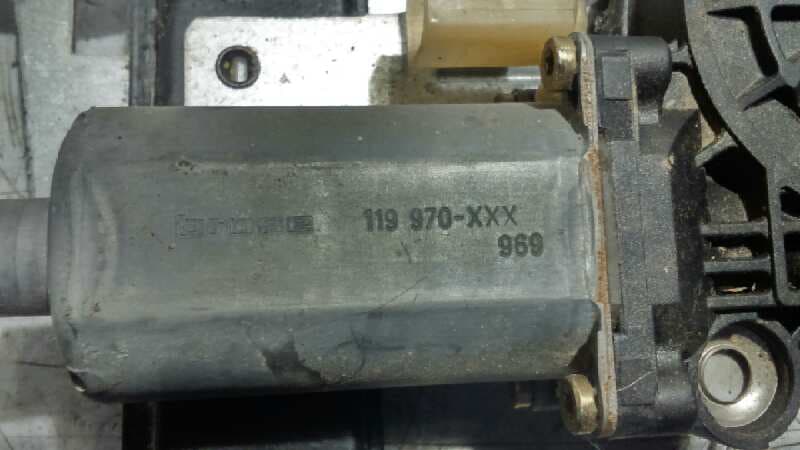 Recambio de ELEVALUNAS TRASERO DERECHO para VOLVO S80 BERLINA 2.5 D D5252T referencia OEM IAM    - BLANCO 3