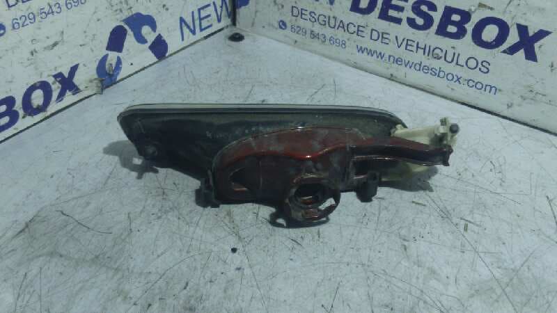 Recambio de FARO ANTINIEBLA DERECHO para BMW SERIE 3 BERLINA (E46) referencia OEM IAM 2
