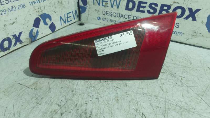Recambio de PILOTO PORTON DERECHO para ALFA ROMEO 147 (190) 1.6 16V CAT AR37203 referencia OEM IAM 60693791   - NEGRO