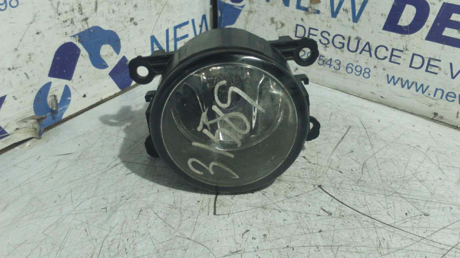 Recambio de FARO ANTINIEBLA DERECHO para RENAULT SCENIC II * F9Q804 referencia OEM IAM 89210094   - NEGRO