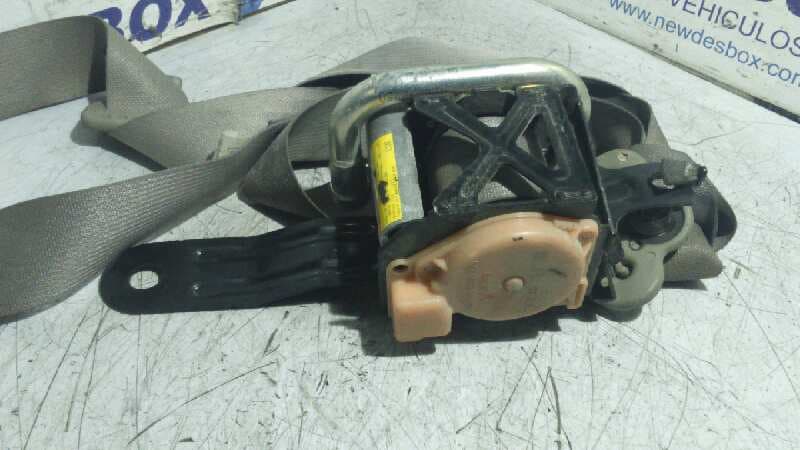 Recambio de CINTURON DELANTERO IZQUIERDO para NISSAN X-TRAIL (T30) 2.2 16V Turbodiesel CAT YD22ETI referencia OEM IAM    - PLATA 2