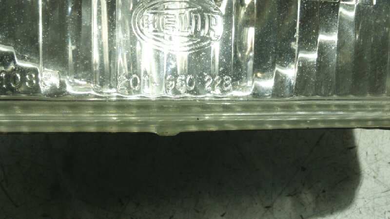 Recambio de FARO IZQUIERDO para MERCEDES-BENZ MB 100 D CAJA CERRADA / COMBI 2.4 Diesel 616963 referencia OEM IAM    - BLANCO 3