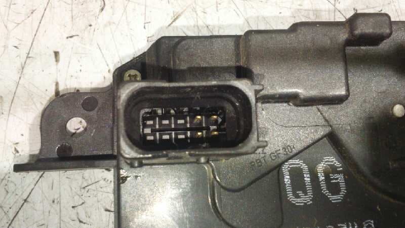 Recambio de CERRADURA PUERTA DELANTERA DERECHA para OPEL ZAFIRA B 1.9 CDTI Z19DT referencia OEM IAM 13210749   - GRIS 5