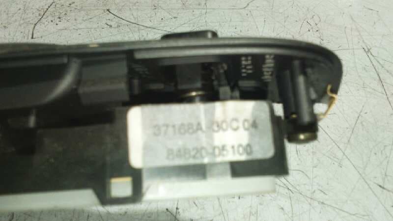 Recambio de MANDO ELEVALUNAS DELANTERO IZQUIERDO para TOYOTA AVENSIS BERLINA (T25) 2.0 16V CAT 1AZFSE referencia OEM IAM    - GRIS 2
