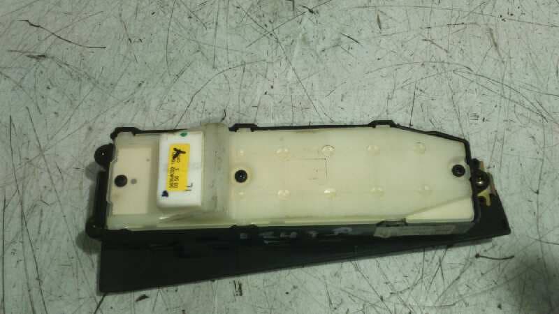 Recambio de MANDO ELEVALUNAS DELANTERO IZQUIERDO para TOYOTA AVENSIS BERLINA (T25) 2.0 16V CAT 1AZFSE referencia OEM IAM    - GRIS 5