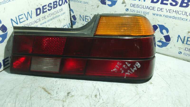 Recambio de PILOTO TRASERO DERECHO para BMW SERIE 7 (E32) referencia OEM IAM 1374042R