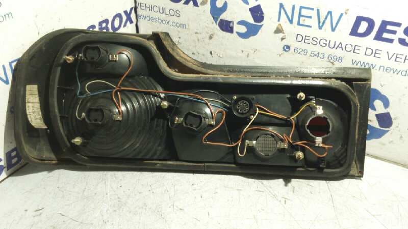 Recambio de PILOTO TRASERO DERECHO para BMW SERIE 7 (E32) referencia OEM IAM 1374042R 5