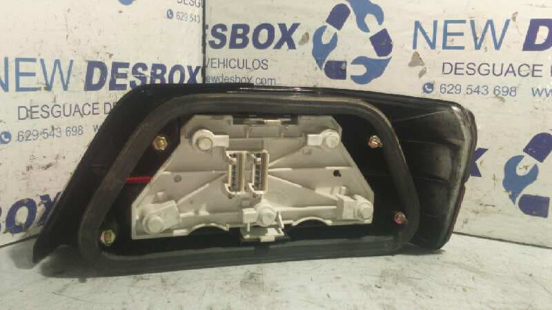 Recambio de PILOTO TRASERO IZQUIERDO para PEUGEOT 605 2.0 Turbo CAT RGY referencia OEM IAM 88024    - GRANATE 2