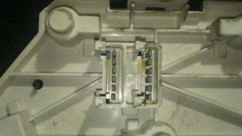 Recambio de PILOTO TRASERO DERECHO para PEUGEOT 605 2.0 Turbo CAT RGY referencia OEM IAM    - GRANATE 3