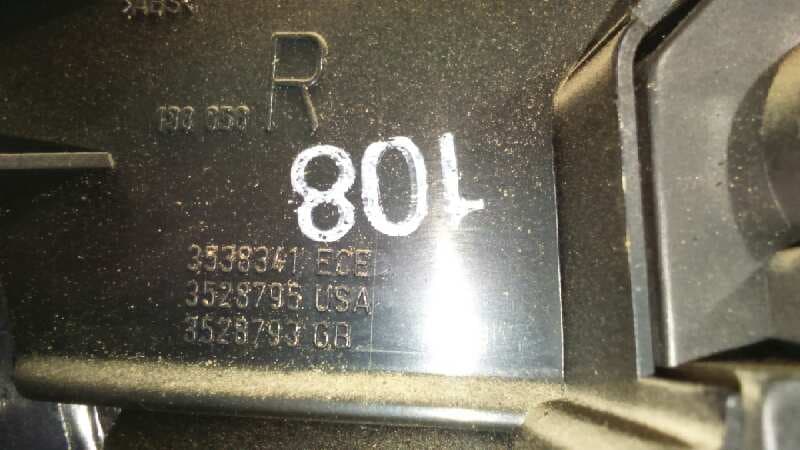 Recambio de PILOTO PORTON DERECHO para VOLVO SERIE 940 BERLINA/FAMILIAR 2.4 TD Berlina D24T referencia OEM IAM    - BLANCO 3