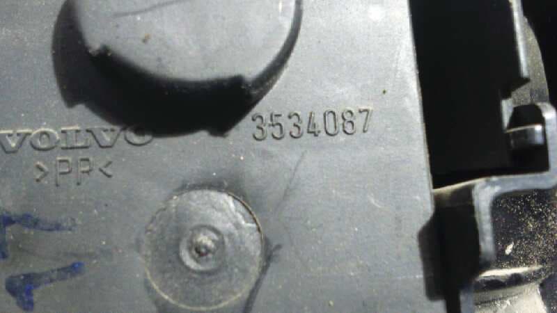Recambio de PILOTO PORTON DERECHO para VOLVO SERIE 940 BERLINA/FAMILIAR 2.4 TD Berlina D24T referencia OEM IAM    - BLANCO 2