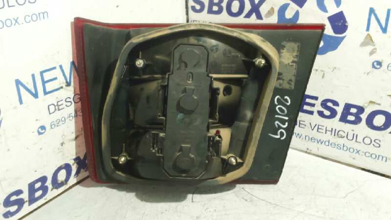 Recambio de PILOTO PORTON IZQUIERDO para VOLVO SERIE 940 BERLINA/FAMILIAR 2.4 TD Berlina D24T referencia OEM IAM    - BLANCO 4