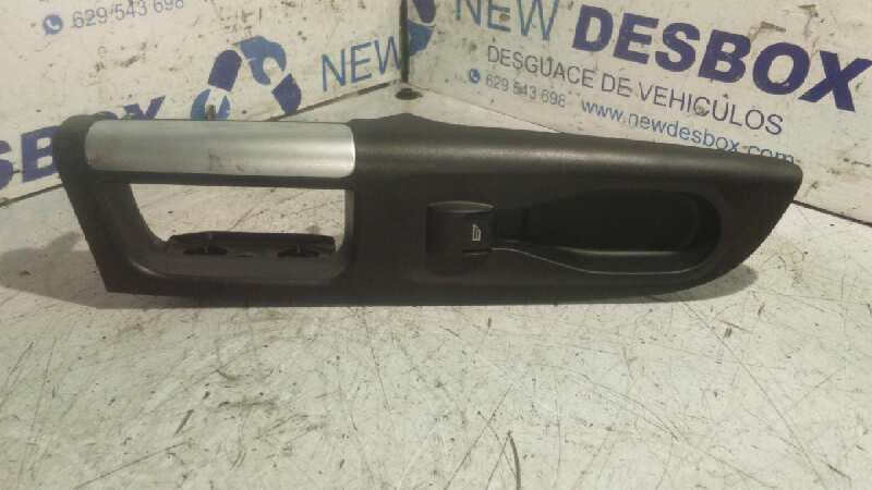 Recambio de MANDO ELEVALUNAS DELANTERO DERECHO para FORD TRANSIT CONNECT Furgon 200 L1 Ambiente XVGA referencia OEM IAM    - BLANCO