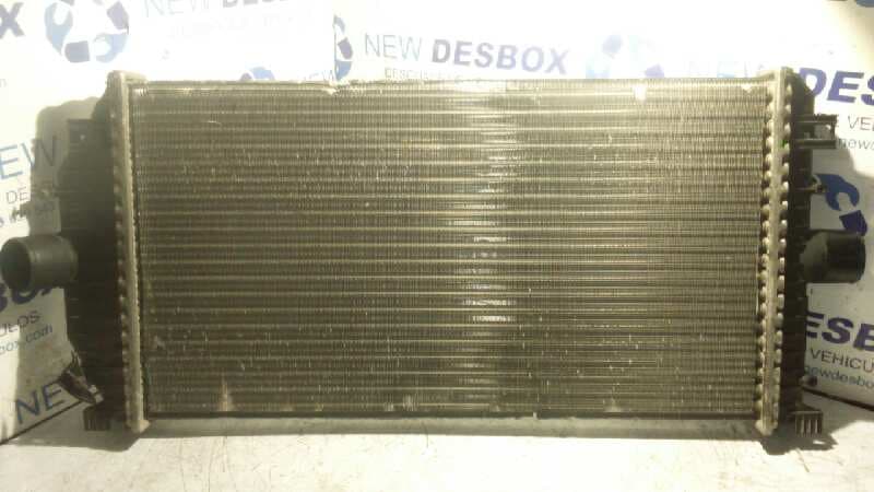 Recambio de RADIADOR AGUA para RENAULT LAGUNA (B56) 	F9QF7 referencia OEM IAM 130070200F
