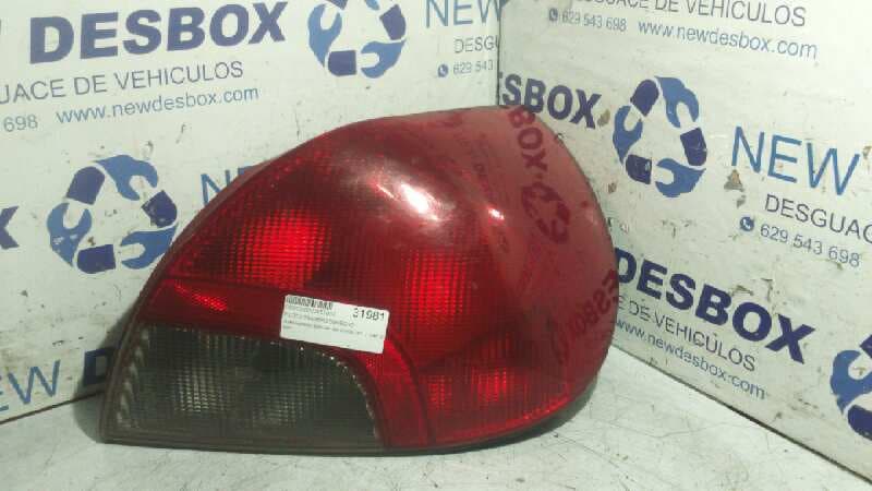 Recambio de PILOTO TRASERO DERECHO para FORD MONDEO BERLINA (GD) 2.0 16V CAT NGA referencia OEM IAM 96BG13N004   - PLATA