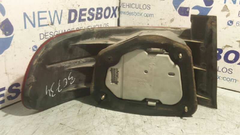 Recambio de PILOTO TRASERO DERECHO para HONDA ACCORD BERLINA (CC/CE) 1.8 (CE7) F2072      referencia OEM IAM 23623401   - NEGRO 4