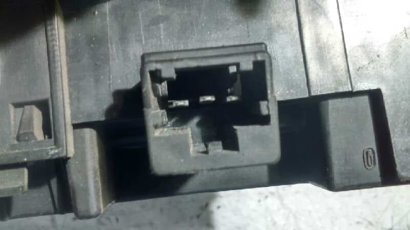 Recambio de PILOTO PORTON IZQUIERDO para HONDA ACCORD BERLINA (CC/CE) 1.8 (CE7) F2072      referencia OEM IAM 236207   - NEGRO 2