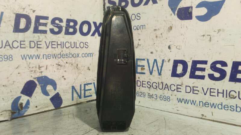 Recambio de MANDO ELEVALUNAS DELANTERO IZQUIERDO para HYUNDAI COUPE (GK) 1.6 16V CAT G4EDG referencia OEM IAM 935702C200CA   - AZUL 4