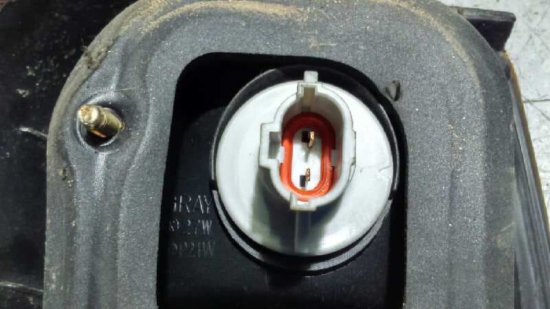 Recambio de PILOTO TRASERO IZQUIERDO para MITSUBISHI SANTAMO (HYUNDAI) Santamo Confort G4CP referencia OEM IAM    - GRIS 4