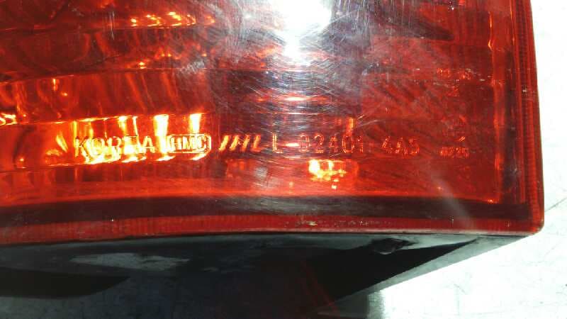 Recambio de PILOTO TRASERO IZQUIERDO para HYUNDAI H1 2.5 referencia OEM IAM 3