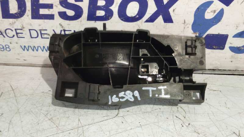Recambio de MANETA INTERIOR TRASERA IZQUIERDA para PEUGEOT 407 ST Confort RHR        referencia OEM IAM    - GRIS 2