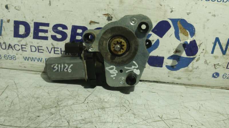 Recambio de MOTOR ELEVALUNAS DELANTERO IZQUIERDO para PEUGEOT 307 (S1) 1.6 16V CAT NFUTU5JP4 referencia OEM IAM    - GRIS