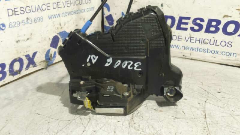 Recambio de CERRADURA PUERTA DELANTERA IZQUIERDA para TOYOTA AURIS Active 1NDTV referencia OEM IAM A084219   - BLANCO
