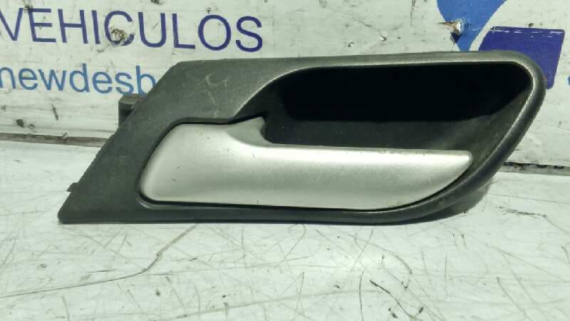 Recambio de MANETA INTERIOR DELANTERA IZQUIERDA para BMW X5 (E53) 3.0i M54306S3 referencia OEM IAM 8408565   - NEGRO