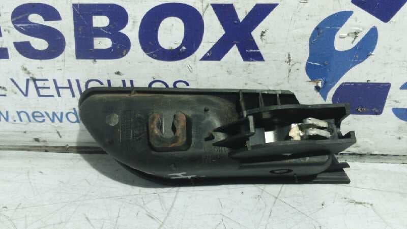 Recambio de MANETA INTERIOR DELANTERA IZQUIERDA para BMW X5 (E53) 3.0i M54306S3 referencia OEM IAM 8408565   - NEGRO 2