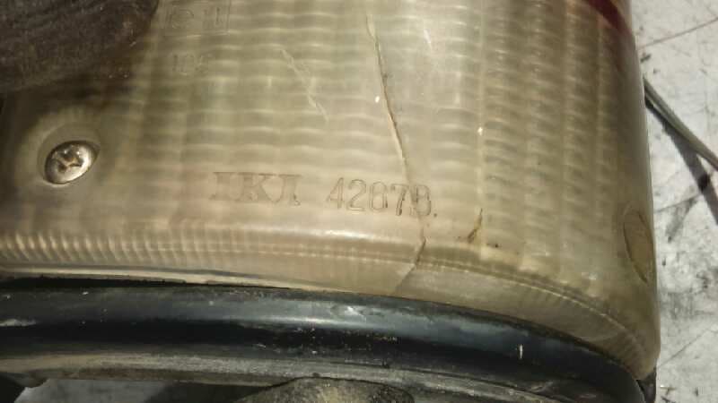 Recambio de PILOTO TRASERO DERECHO para ISUZU TROOPER UBS 55 4JB1 referencia OEM IAM    - BLANCO 3