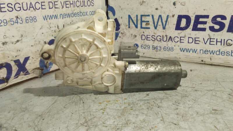 Recambio de MOTOR ELEVALUNAS DELANTERO IZQUIERDO para PEUGEOT 307 (S1) referencia OEM IAM 0130822022 2