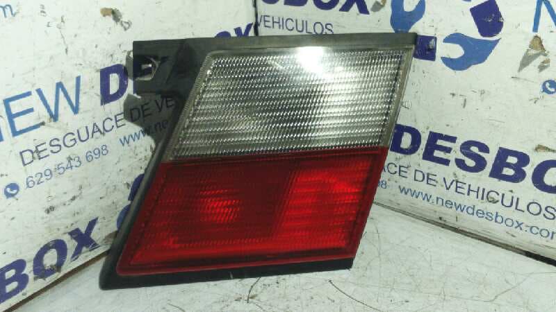 Recambio de PILOTO PORTON DERECHO para NISSAN PRIMERA BERLINA (P11) * CD20T referencia OEM IAM 23070404   - AZUL
