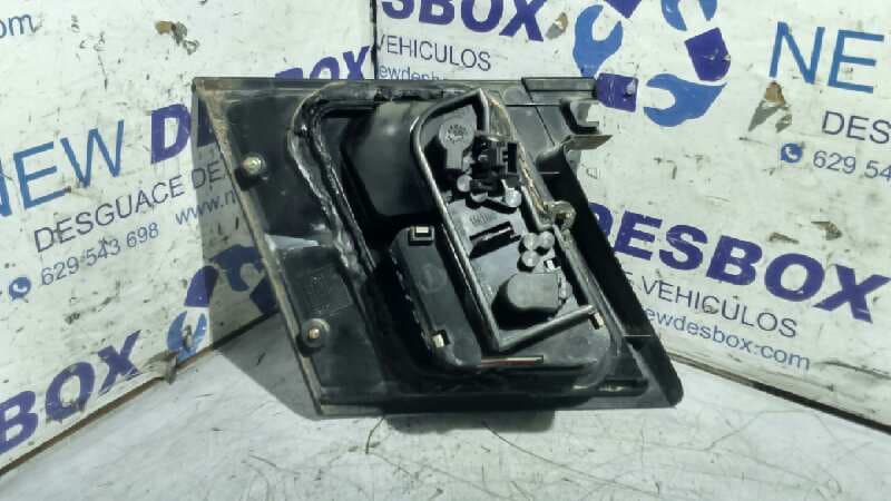 Recambio de PILOTO PORTON DERECHO para NISSAN PRIMERA BERLINA (P11) * CD20T referencia OEM IAM 23070404   - AZUL 4