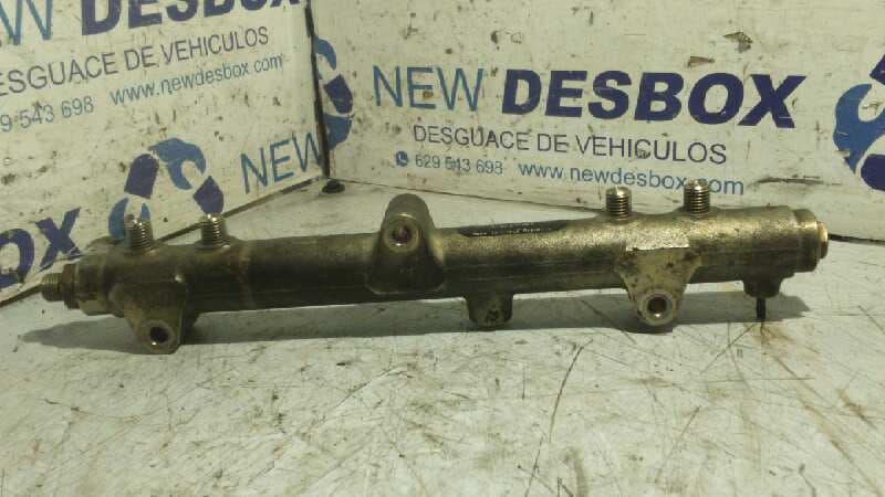 Recambio de RAMPA INYECTORA para CHRYSLER VOYAGER (RG) VM07C referencia OEM IAM 0445214041
