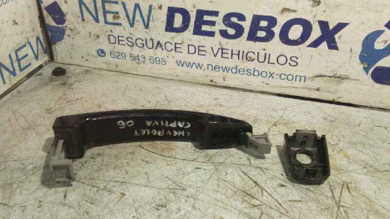 Recambio de MANETA DELANTERA IZQUIERDA para CHEVROLET CAPTIVA 2.0 referencia OEM IAM 2
