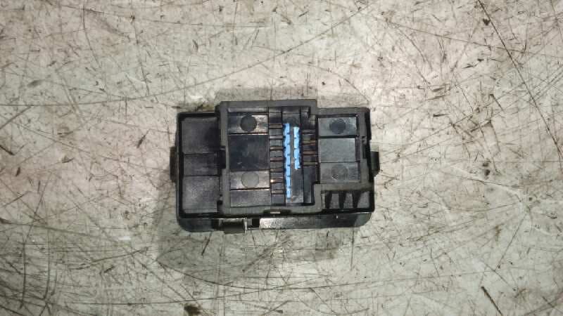 Recambio de MANDO RETROVISOR para PEUGEOT 406 BERLINA (S1/S2) 2.0 CAT RFV referencia OEM IAM    - GRANATE 3