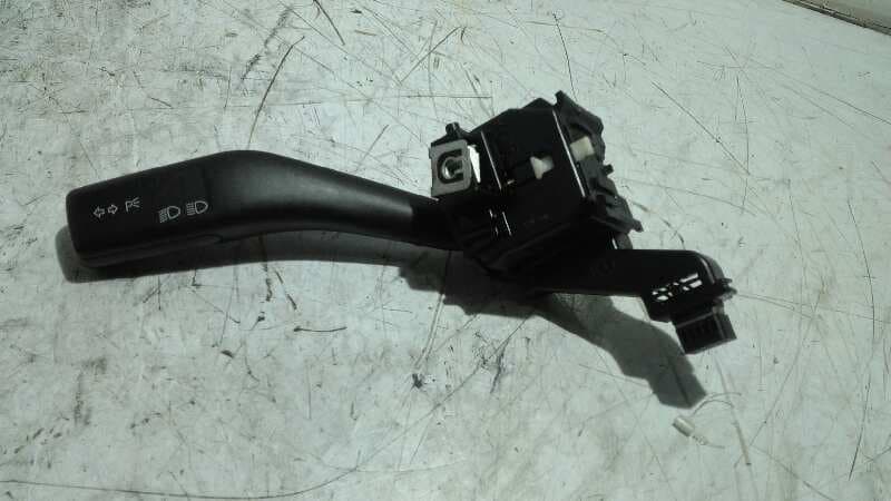 Recambio de MANDO INTERMITENTES para SEAT ALTEA (5P1) referencia OEM IAM ANP80HO12A
