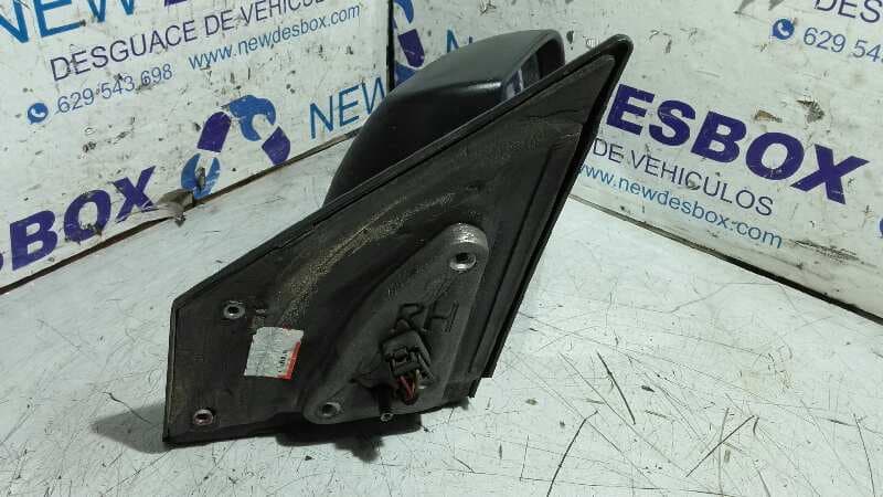 Recambio de RETROVISOR DERECHO para KIA CARENS 2.0 Turbodiesel CAT D4EA referencia OEM IAM    - AZUL 2