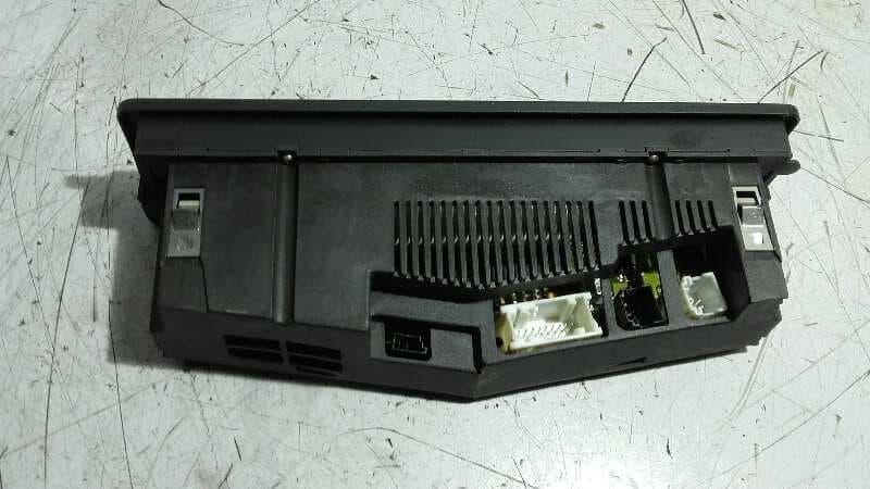 Recambio de PANTALLA MULTIFUNCION para BMW SERIE 3 BERLINA (E46) M57306D1 referencia OEM IAM 64116916882   - GRIS 2